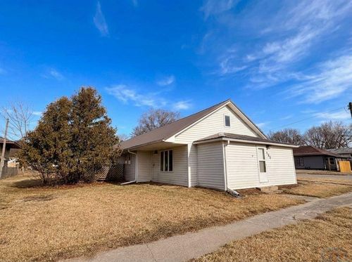 115 N Cass St, Ponca, NE, 68770-7250 | Card Image