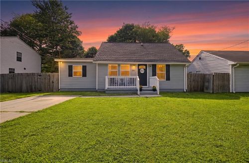 131 Lucas Ave, Norfolk, VA, 23502-4616 | Card Image