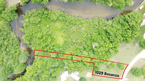 1029 Bonanza Ln, Lake Isabella, MI, 48893-8841 | Card Image