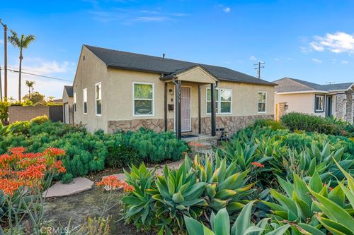 2774 Hayes Ave, Long Beach, CA, 90813-1123 | Card Image