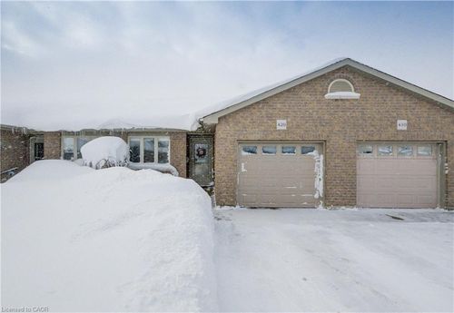 420 Mowat St E, Listowel, ON, N4W0A4 | Card Image