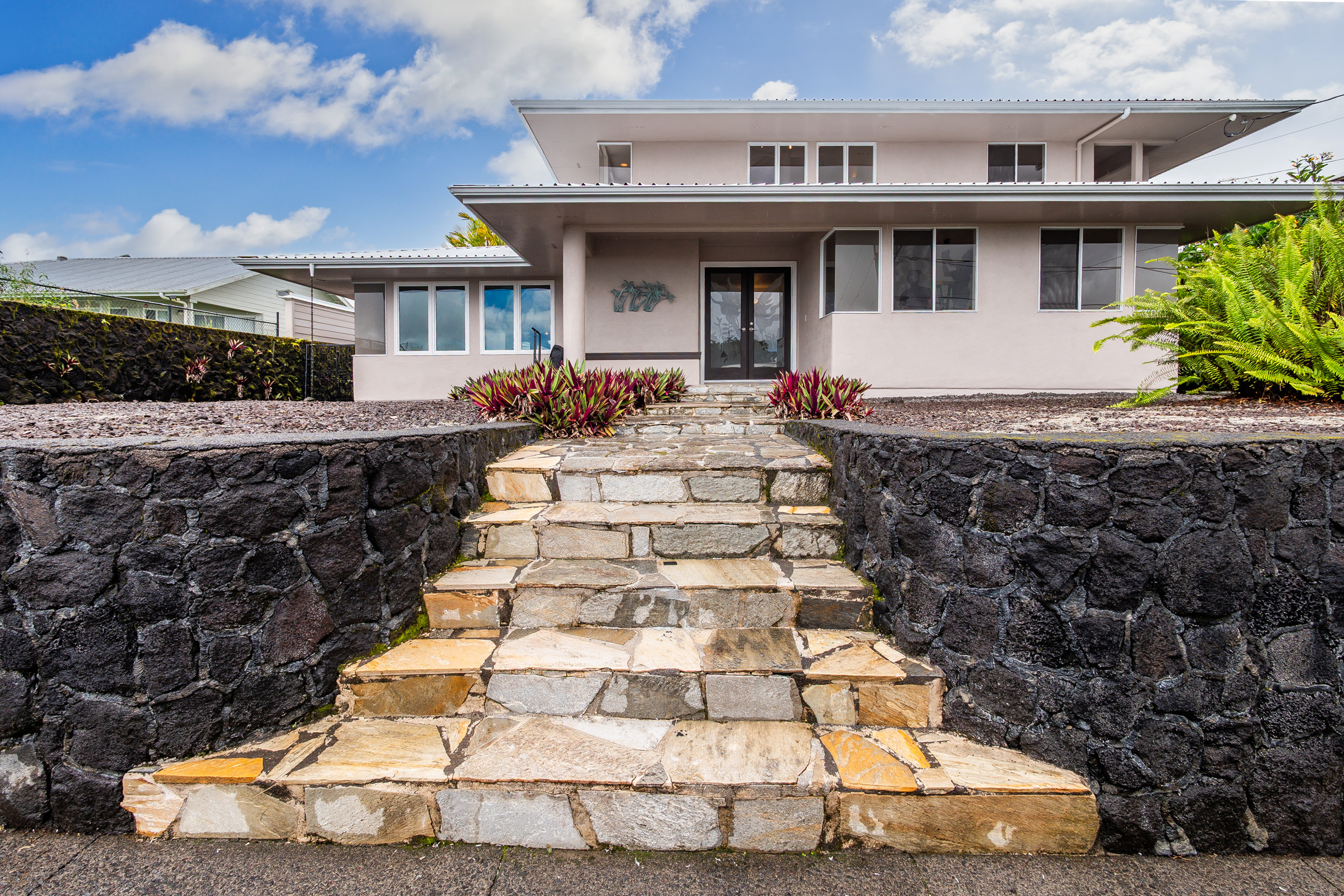 Residential in Hilo 3