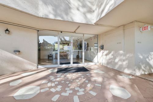 401-7001 Environ Blvd, Lauderhill, FL, 33319-4273 | Card Image