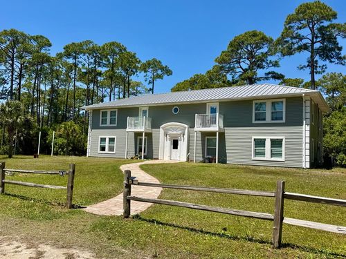 c-115 Ellis Ln, Eastpoint, FL, 32328 | Card Image