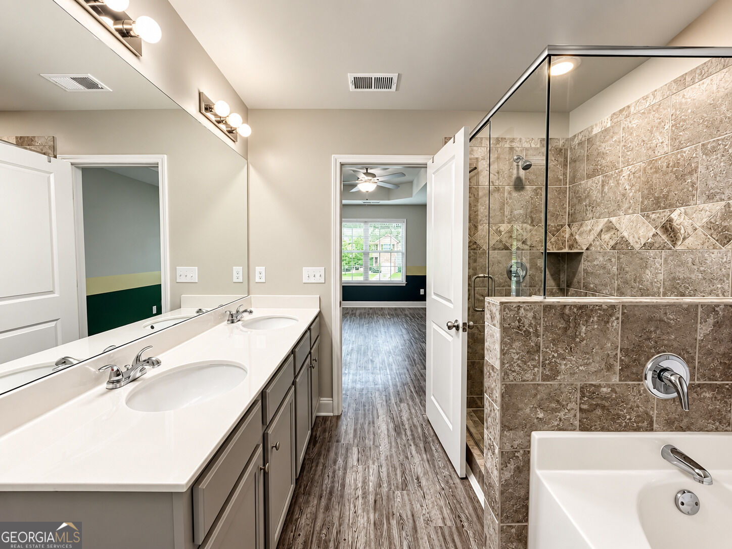 Residential Lease in Atlanta 4