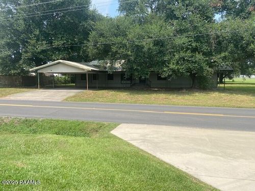 2520 Gendarme Rd, Carencro, LA, 70520-5763 | Card Image
