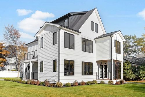 265-265 River St, Newton, MA, 02465-1435 | Card Image