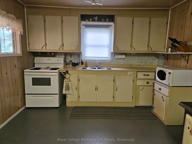 3554 Highway 630, House other with 4 bedrooms, 1 bathrooms and 10 parking in Mattawa ON | Image 12