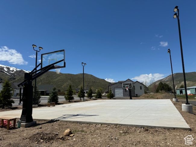 Community Basketball Court | Image 60