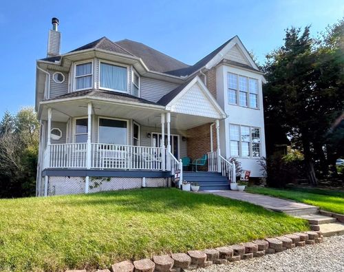 10149 Emerald Dr, Brooklyn, MI, 49230-9292 | Card Image