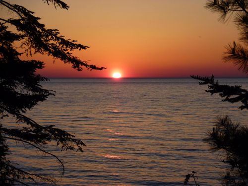 5016 Michabou Rd, Frankfort, MI, 49635-9519 | Card Image