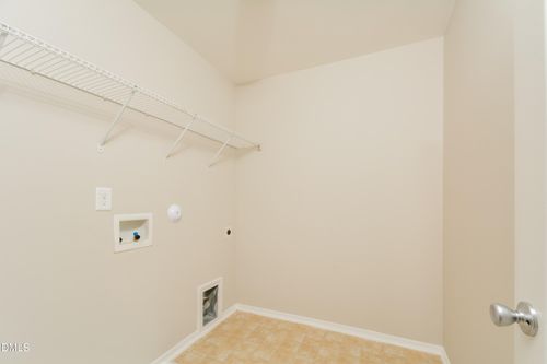 17 Eddy Trl, Durham, NC, 27703-6294 | Card Image