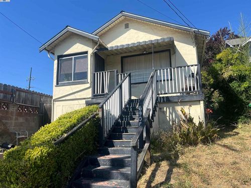 6908 Macarthur Blvd, Oakland, CA, 94605-2536 | Card Image