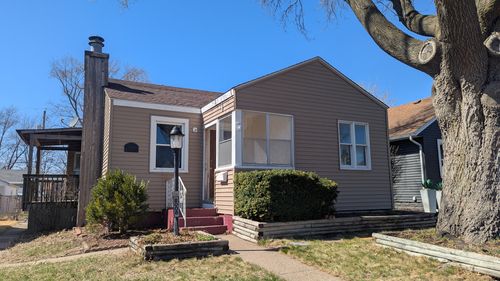 2008 44th St, Rock Island, IL, 61201-4914 | Card Image