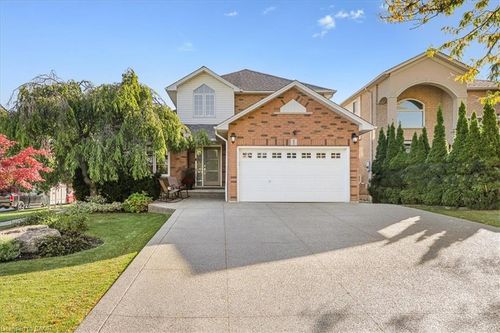 1 Parkvista Pl, Stoney Creek, ON, L8J3S5 | Card Image