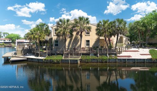 84 Fox Valley Dr, ORANGE PARK, FL, 32073-5176 | Card Image