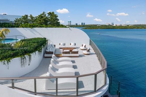 ph4-1135 103rd St, Bay Harbor Islands, FL, 33154-1297 | Card Image