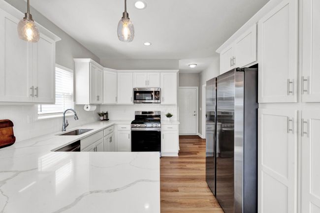 2512 E Maple Rd, House other with 4 bedrooms, 3 bathrooms and null parking in Troy MI | Image 13