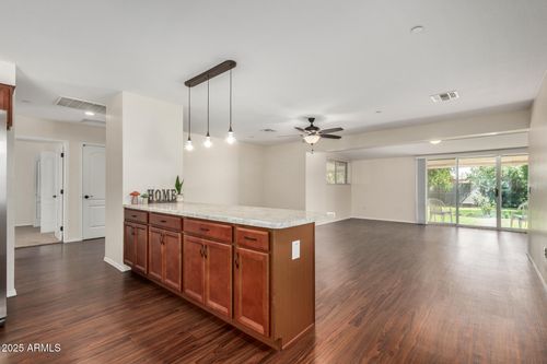 10535 W Clair Dr, Sun City, AZ, 85351-4446 | Card Image