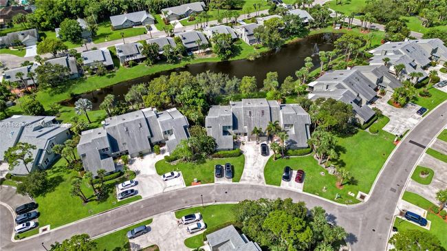 894 Ne Sandalwood Pl, Townhouse with 3 bedrooms, 3 bathrooms and null parking in Jensen Beach FL | Image 43