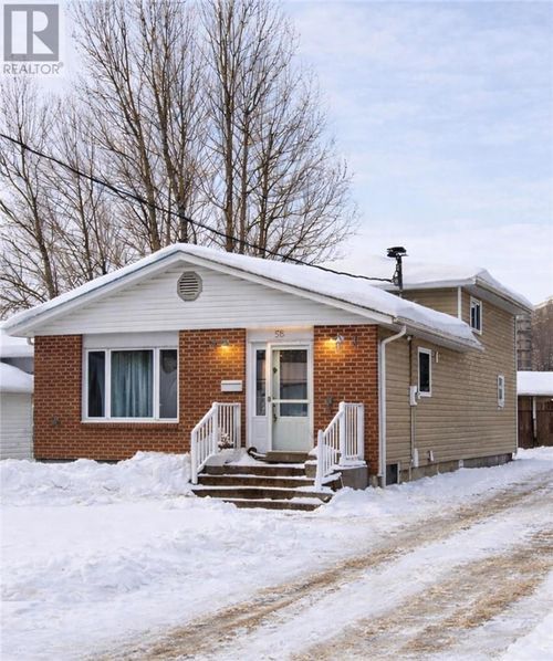 58 Washington Cres, Elliot Lake, ON, P5A2L7 | Card Image