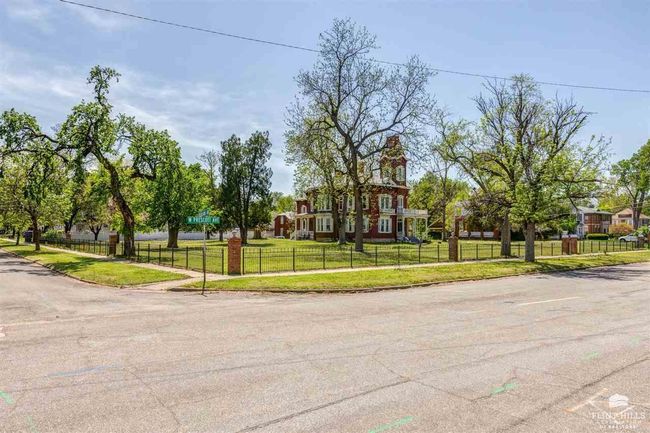 211 W Prescott Ave, House other with 6 bedrooms, 3 bathrooms and null parking in Salina KS | Image 6