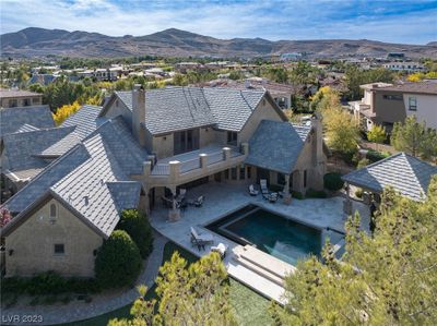 Grand estate in Las Vegas' premier Southern Highlands community. | Image 2