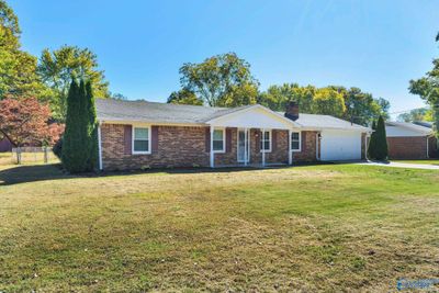 881 Moontown Road, House other with 3 bedrooms, 1 bathrooms and null parking in Brownsboro AL | Image 2