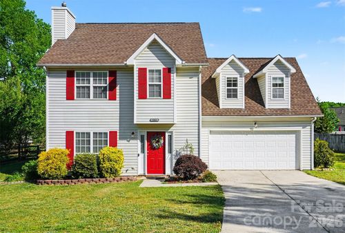 1041 Chaucery Ln, Matthews, NC, 28104-1438 | Card Image
