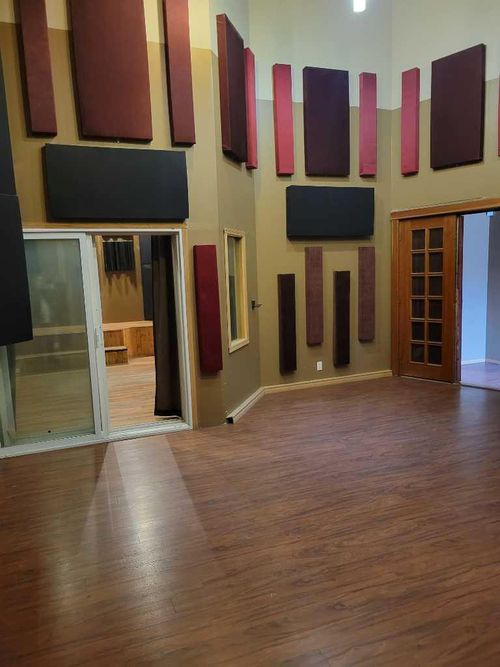 {{alt}} | Card Image