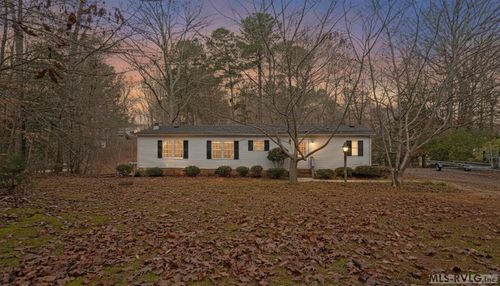 291 Red Fox Dr, Bracey, VA, 23919-1906 | Card Image