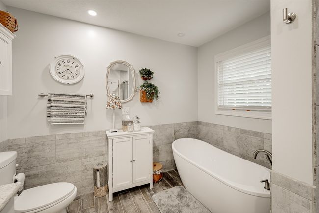307 Blue Jay Dr, House other with 4 bedrooms, 4 bathrooms and 2 parking in Le Roy IL | Image 30
