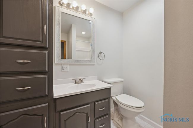 10823 Lucas St, House other with 3 bedrooms, 2 bathrooms and 1 parking in Whitehouse OH | Image 21