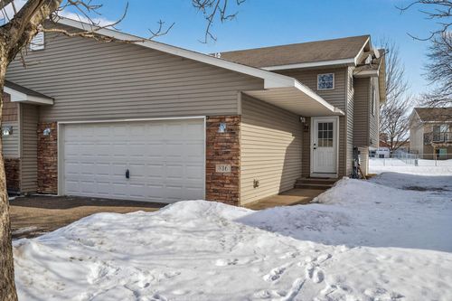 816 Whiskey Rd Nw, Isanti, MN, 55040-7484 | Card Image