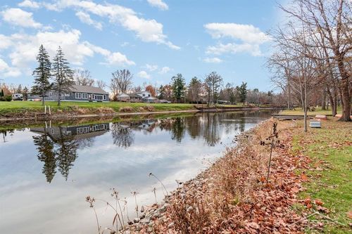 3296 Hidden Rd, Bay City, MI, 48706-1207 | Card Image