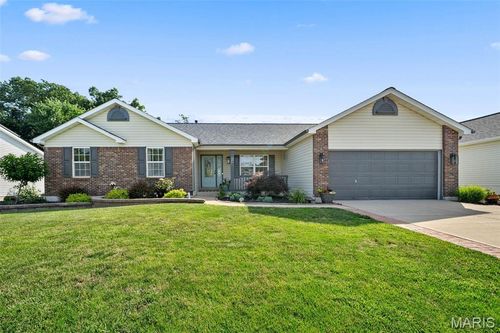 638 Big Bend Dr, Wentzville, MO, 63385-3482 | Card Image