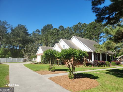 2-11 Edgewater Dr, Tifton, GA, 31793-6823 | Card Image