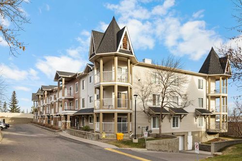 {{alt}} | Card Image