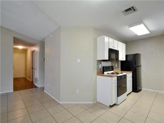 13007 Rampart St, House other with 3 bedrooms, 2 bathrooms and 2 parking in Austin TX | Image 5