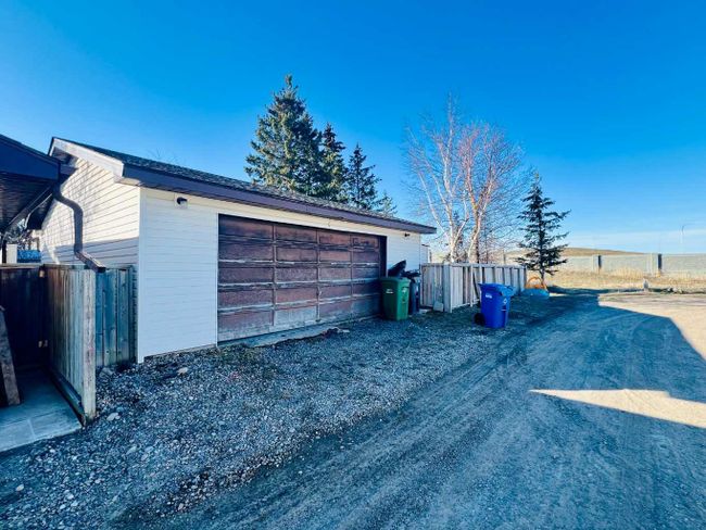 71 Cedardale Mews Sw, Home with 2 bedrooms, 2 bathrooms and 2 parking in Calgary AB | Image 29
