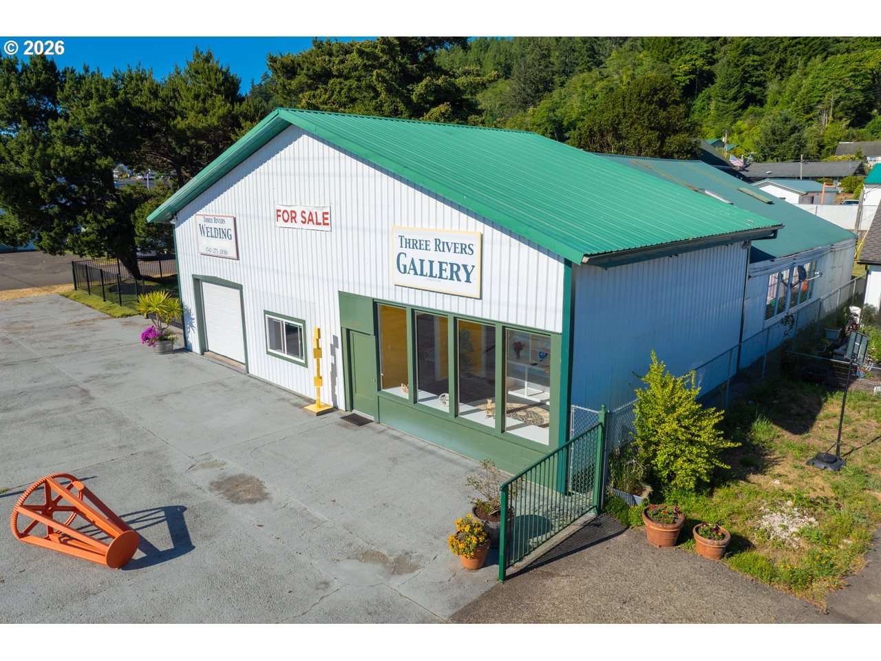 Commercial Sale in Gardiner 3