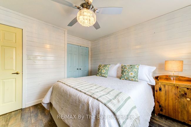 30 Cabin Cres, House other with 3 bedrooms, 1 bathrooms and 2 parking in Wasaga Beach ON | Image 24