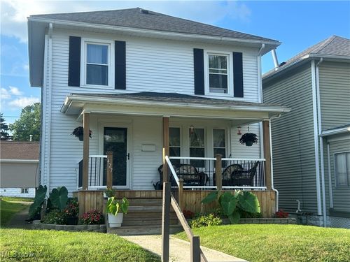 427 Van Horn Ave, Zanesville, OH, 43701-2543 | Card Image