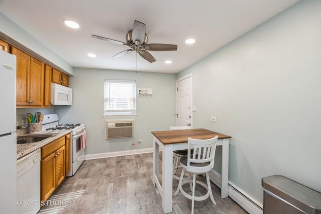 APT-2B - 6952 W 65 Th St, Condo with 1 bedrooms, 1 bathrooms and 1 parking in CHICAGO IL | Image 7