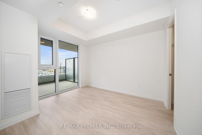 330 - 8960 Jane St, Condo with 2 bedrooms, 2 bathrooms and 1 parking in Concord ON | Image 16