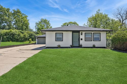 570 Andover St, Chicago Heights, IL, 60411-3955 | Card Image