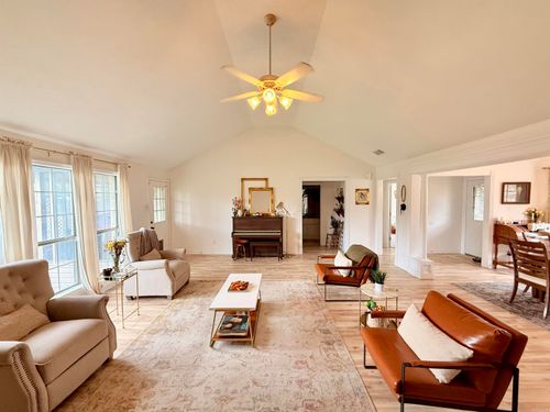 7 Butterfly Dr, Sherwood, AR, 72120-5107 | Card Image