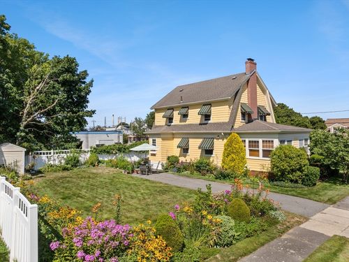 1095 Riverside Ave, Somerset, MA, 02726-2846 | Card Image