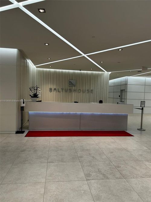 apt-912-4250 Biscayne Blvd, Miami, FL, 33137-3275 | Card Image
