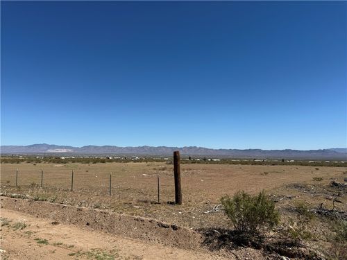 000 Egar Way, Golden Valley, AZ, 86413 | Card Image